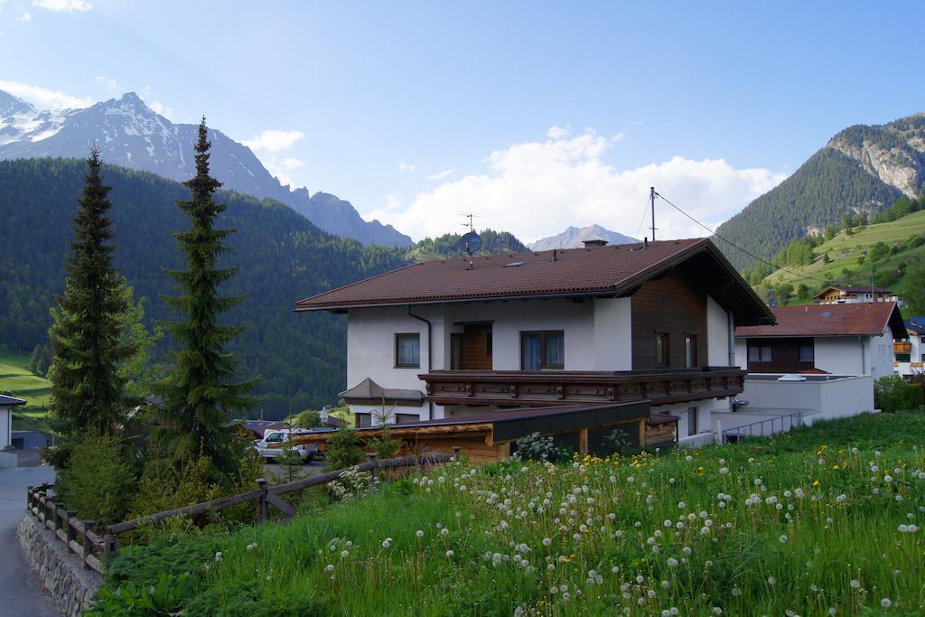 Ferienhaus Peter Spoettl Nauders Exterior photo
